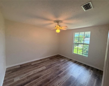 4694 Nele Street - Photo Thumbnail 12