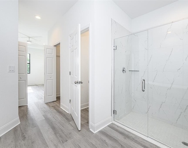 3304 Glencove Street - Photo Thumbnail 27