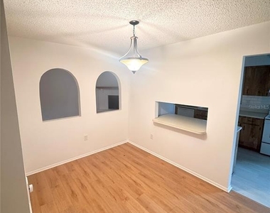 895 Copperleaf Lane - Photo Thumbnail 4