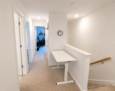5698 Archipelago Street - Photo Thumbnail 20