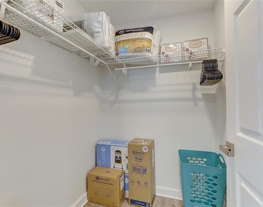 2728 49th Avenue W - Photo Thumbnail 19