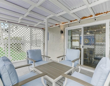 2728 49th Avenue W - Photo Thumbnail 29