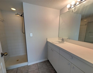 8390 Wingate Drive - Photo Thumbnail 8