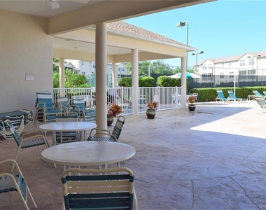 8390 Wingate Drive - Photo Thumbnail 15
