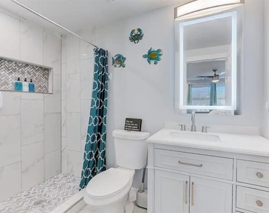 2720 49th Avenue W - Photo Thumbnail 14