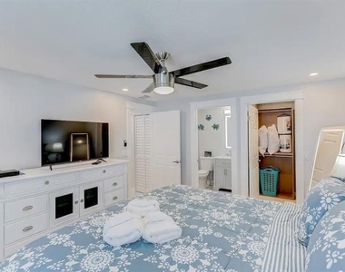 2720 49th Avenue W - Photo Thumbnail 29