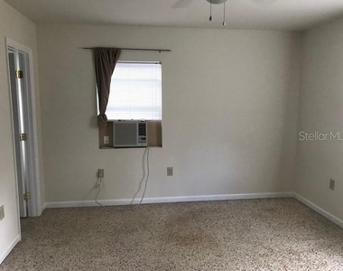 2117 Bay Street - Photo Thumbnail 1