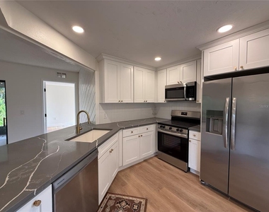 6468 Jarvis Road - Photo Thumbnail 11