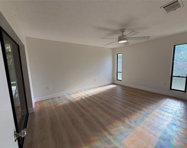 6468 Jarvis Road - Photo Thumbnail 20