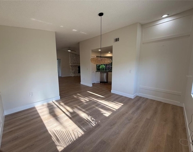6468 Jarvis Road - Photo Thumbnail 9