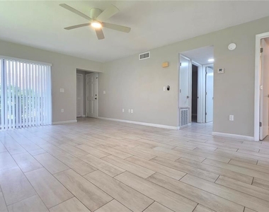 2515 Bayshore Gardens Parkway - Photo Thumbnail 4