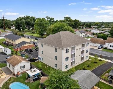2039 Clermont Street - Photo Thumbnail 24