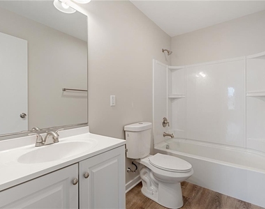 2039 Clermont Street - Photo Thumbnail 14