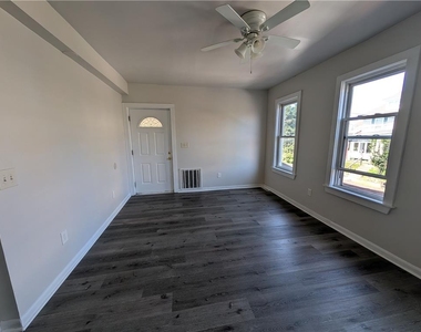 2134 Freemansburg Avenue - Photo Thumbnail 2