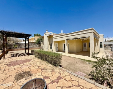 4332 Loma De Brisas Drive - Photo Thumbnail 36