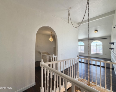 4332 Loma De Brisas Drive - Photo Thumbnail 23