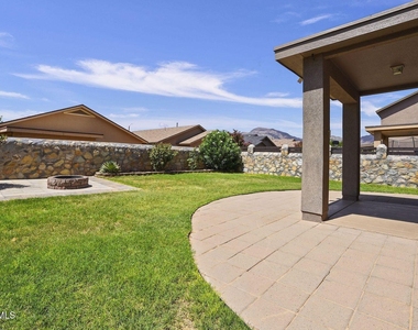 5028 Silver Ranch Avenue - Photo Thumbnail 31