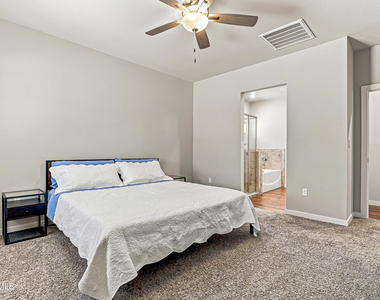 13689 Flora Vista Avenue - Photo Thumbnail 27