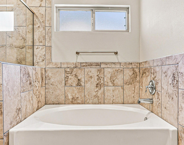 13689 Flora Vista Avenue - Photo Thumbnail 21