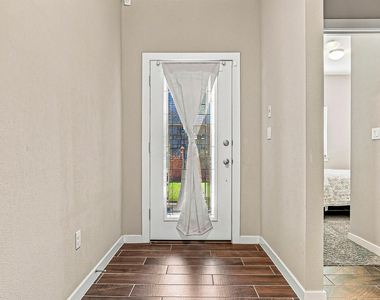 13689 Flora Vista Avenue - Photo Thumbnail 35
