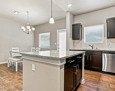 13689 Flora Vista Avenue - Photo Thumbnail 30