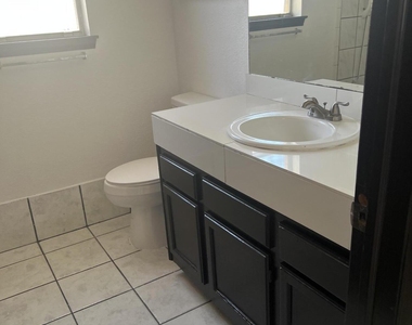 7772 Iroquois Drive - Photo Thumbnail 7
