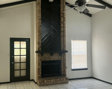 7772 Iroquois Drive - Photo Thumbnail 24