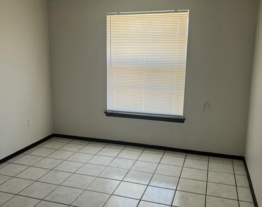 7772 Iroquois Drive - Photo Thumbnail 22