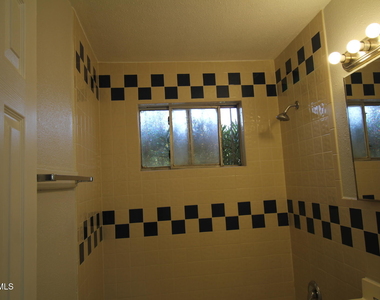 3900 Flory Avenue - Photo Thumbnail 26