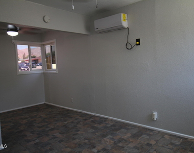 3900 Flory Avenue - Photo Thumbnail 15