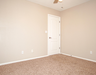 6325 Franklin Ridge Drive - Photo Thumbnail 16