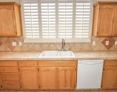 6325 Franklin Ridge Drive - Photo Thumbnail 6