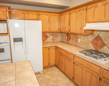 6325 Franklin Ridge Drive - Photo Thumbnail 9