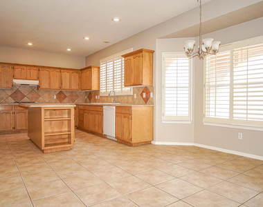 6325 Franklin Ridge Drive - Photo Thumbnail 5