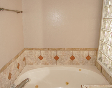 6325 Franklin Ridge Drive - Photo Thumbnail 25