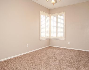 6325 Franklin Ridge Drive - Photo Thumbnail 17