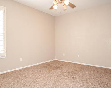 6325 Franklin Ridge Drive - Photo Thumbnail 13
