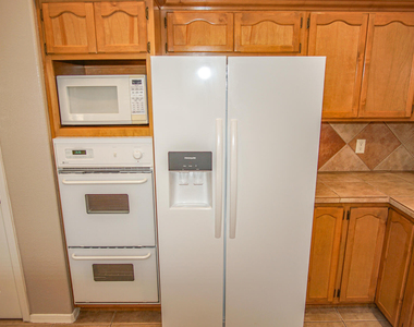6325 Franklin Ridge Drive - Photo Thumbnail 10