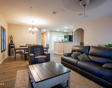 14820 Boer Trail Avenue - Photo Thumbnail 7