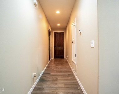 14820 Boer Trail Avenue - Photo Thumbnail 9