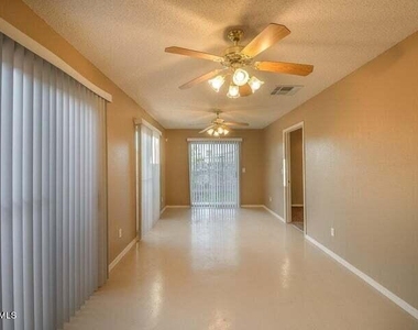 6243 Oryx Circle - Photo Thumbnail 12