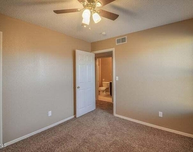 6243 Oryx Circle - Photo Thumbnail 16