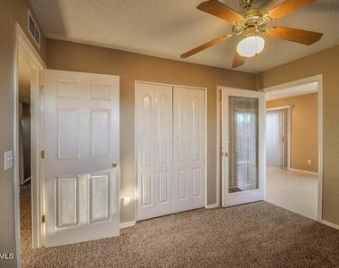 6243 Oryx Circle - Photo Thumbnail 11