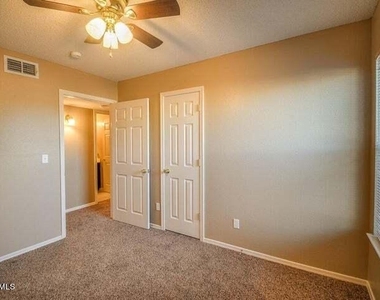 6243 Oryx Circle - Photo Thumbnail 18