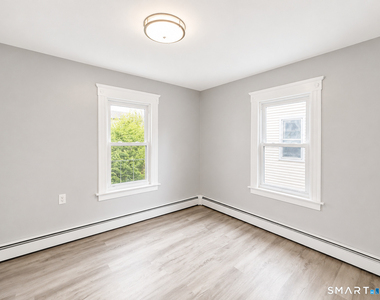 118 High Street - Photo Thumbnail 15