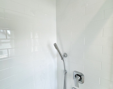 18 Catherine Street - Photo Thumbnail 13