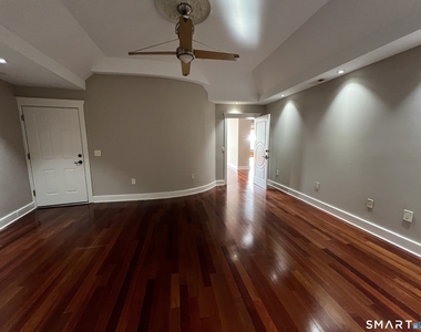 9 River Street - Photo Thumbnail 10