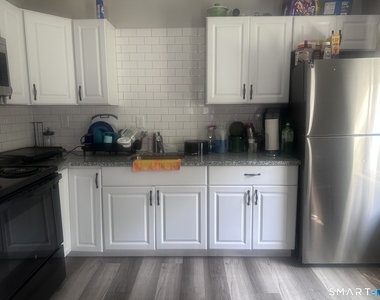 205 Forbes Street - Photo Thumbnail 4