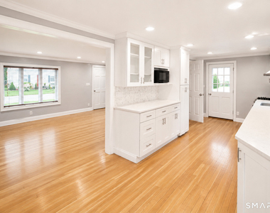 144 Ridge Road - Photo Thumbnail 5