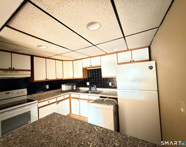 15 Donna Drive - Photo Thumbnail 3